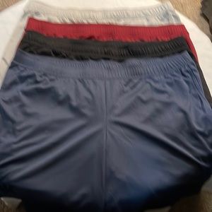 Mens Short Set like new -4 Pair - Sz XXL